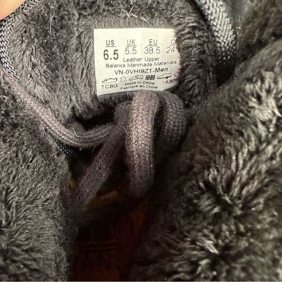 Vans OTW Collection - Picture 8 of 8